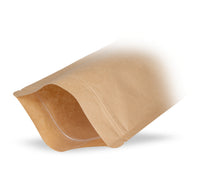 Pungi doypack din hârtie Kraft, fără aluminiu — Vedere de utilizare a pungii în situația de ambalare