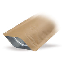Pungi doypack din hârtie Kraft, cu valvă de aromă — Vedere de utilizare a pungii în situația de ambalare
