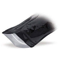 Pungi doypack negre, cu valvă de aromă — Vedere de utilizare a pungii în situația de ambalare